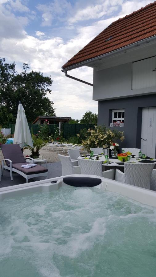 Au Berceau Du Loup Agile Bed & Breakfast Offendorf ภายนอก รูปภาพ